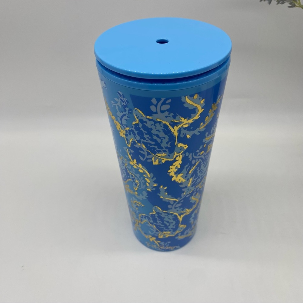 Lilly Pulitzer Turley Awesome blue and gold water tumbler without straw